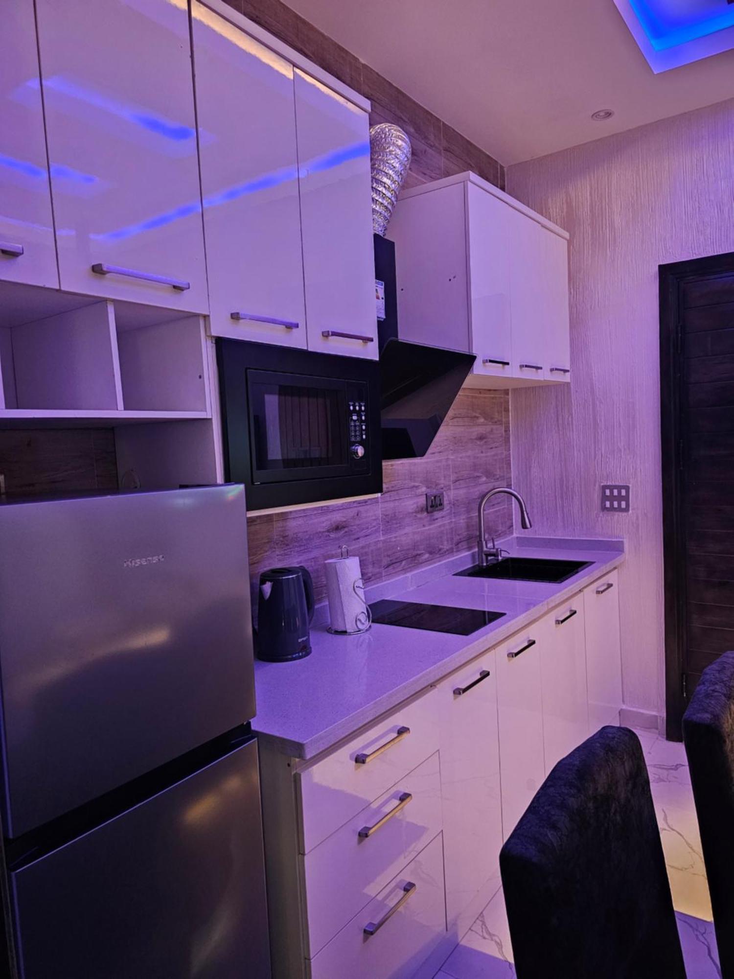 Sapphire Residences By Crystal Magodo อีเคจา ภายนอก รูปภาพ