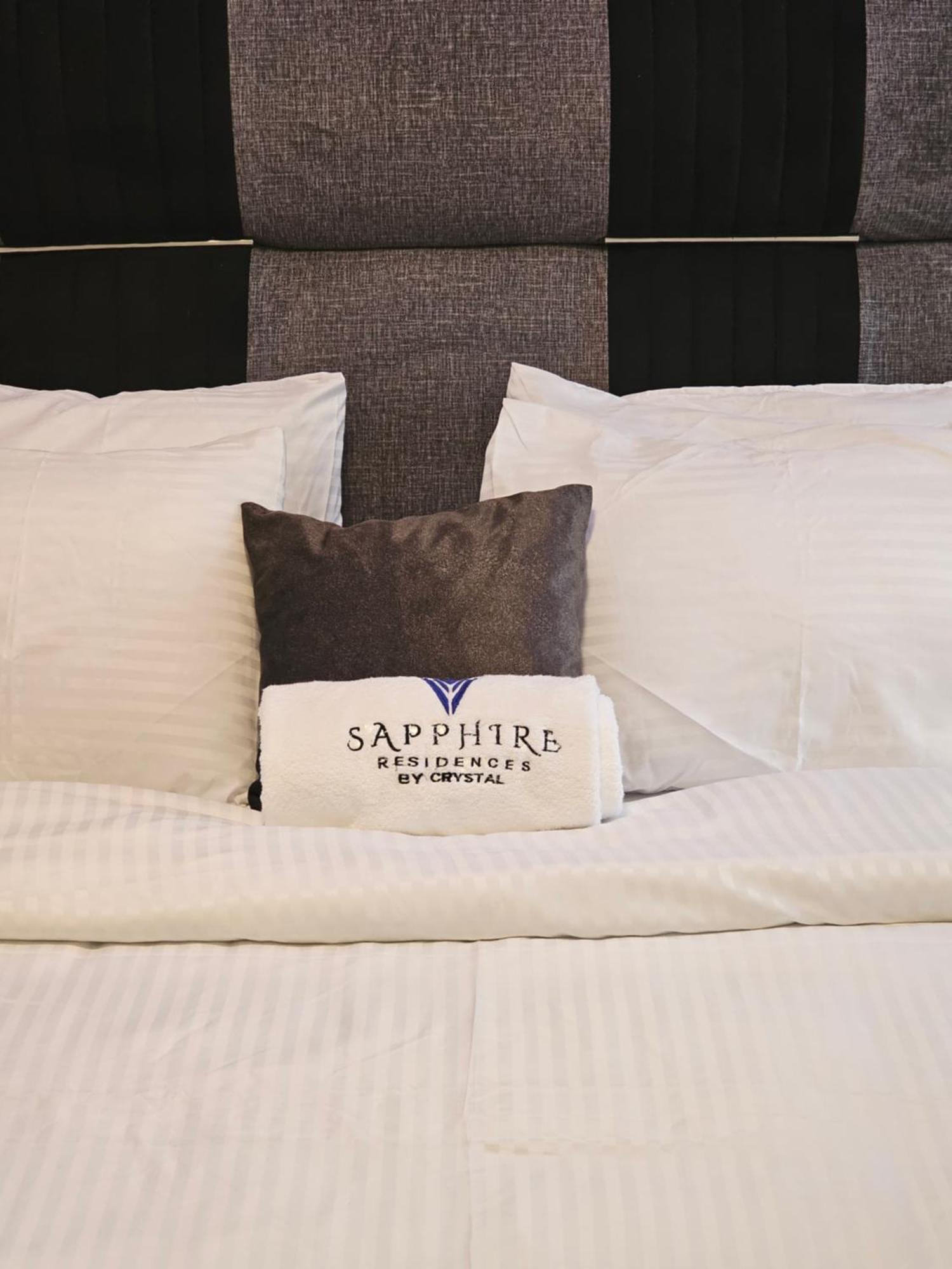 Sapphire Residences By Crystal Magodo อีเคจา ภายนอก รูปภาพ